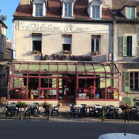 Pub Vauban Terreaux Hotel Avallon Exterior photo